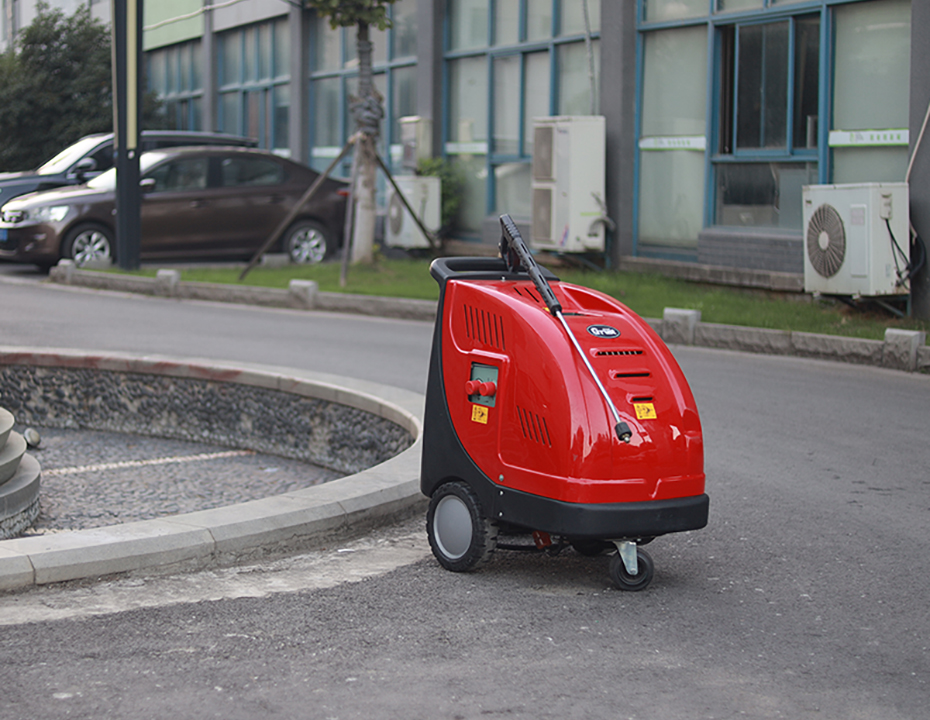 BH200 热水型高压清洗机